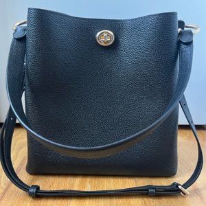Coach Charlie Bucket (Black)